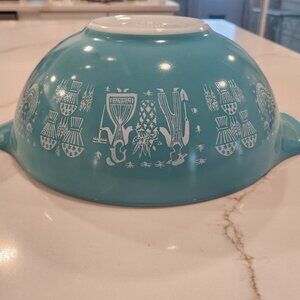 Vintage Pyrex Butterprint Cinderella Mixing Bowl #444 Turquoise 4 Quart